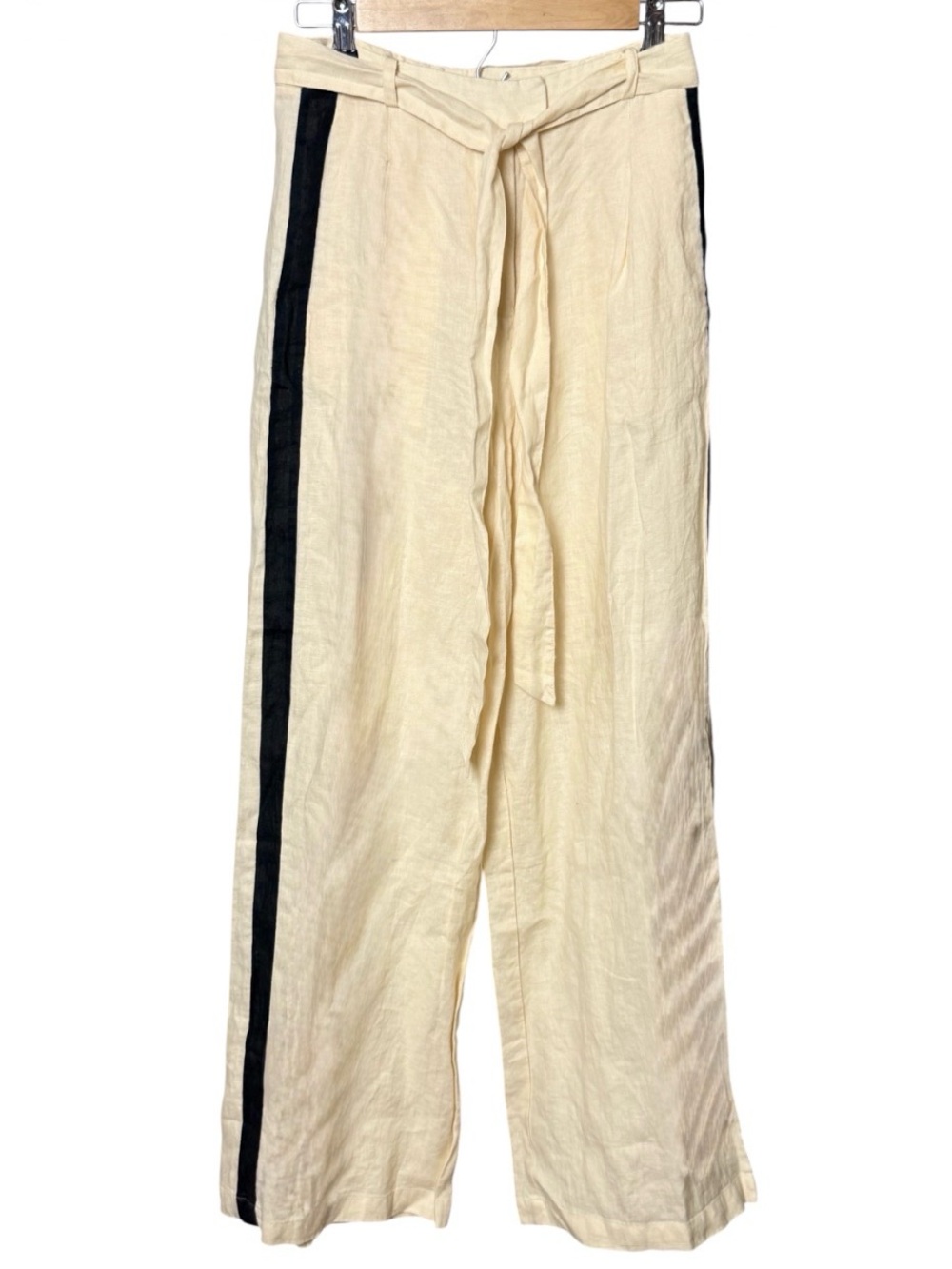 Mango high waisted wide-leg pants cream w/black side stripe Women’s size 4 | aj